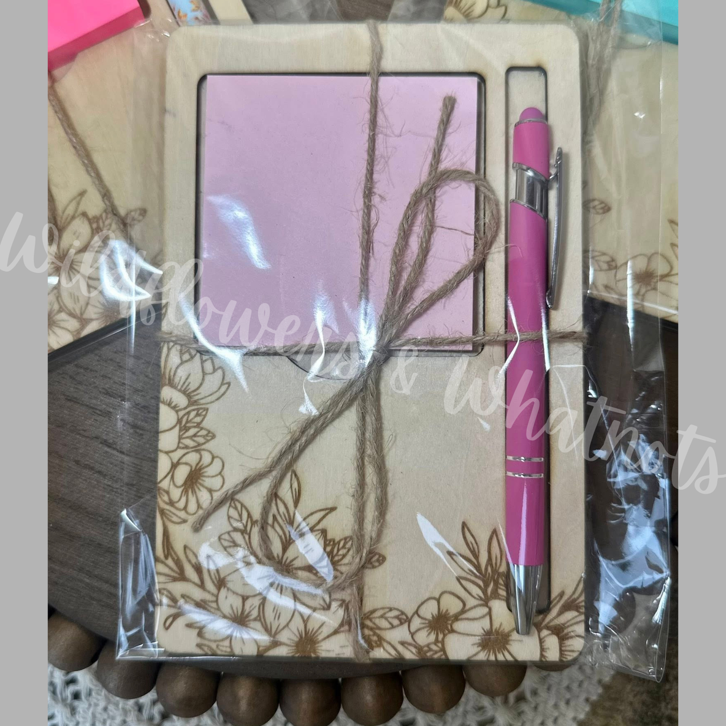 Notepad Holder with Pen Set